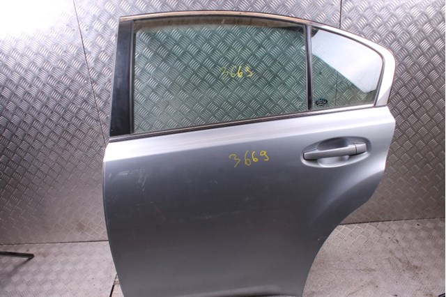 Двері задні 60409AJ01C9P SUBARU