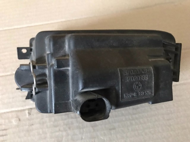 Туманка права 63178360576 BMW