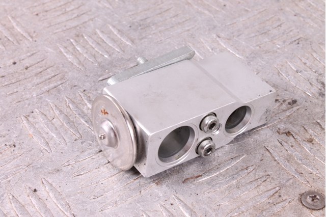 Клапан TRV, кондиціонера 64119159803 BMW