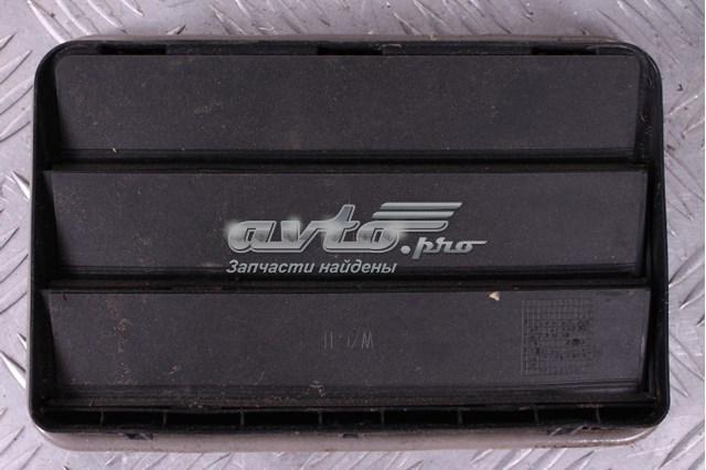 Решітка вентиляційна задня 64226962293 BMW