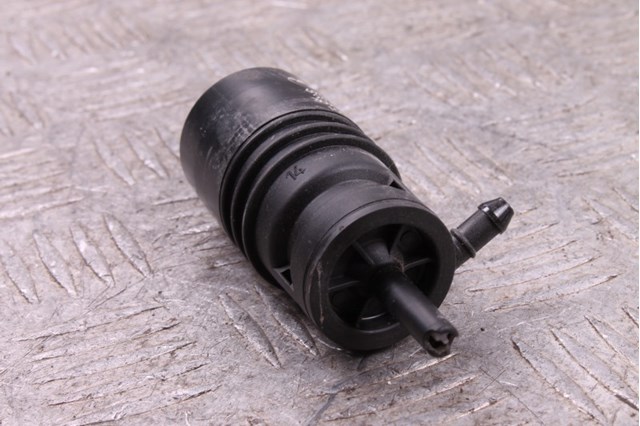 Насос електроомивача 67126934160 BMW