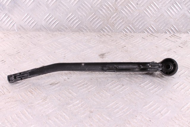 Важіль-поводок склоочисника заднього скла 7138507 BMW