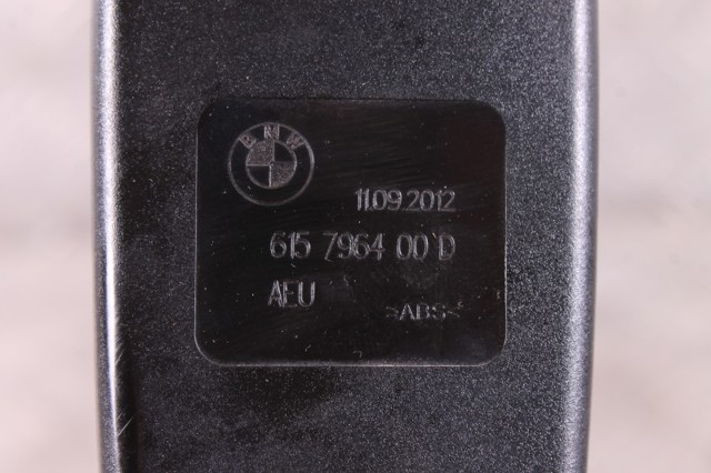 Важіль фіксації ременя безпеки, лівий 72119115305 BMW