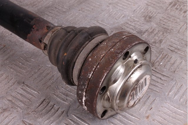 Привід задній 7572419 BMW