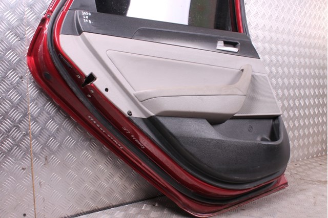 Двері пасажирськи задні ліві 77003C1000 HYUNDAI