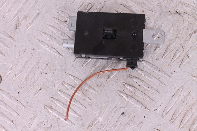 Підсилювач сигналу антени 7CP118C847CA FORD