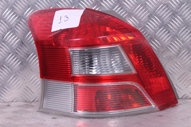 Ліхтар задній лівий 815610D251 TOYOTA