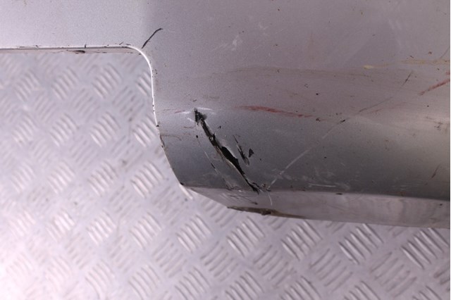 Кожух бампера заднього 850227S620 NISSAN