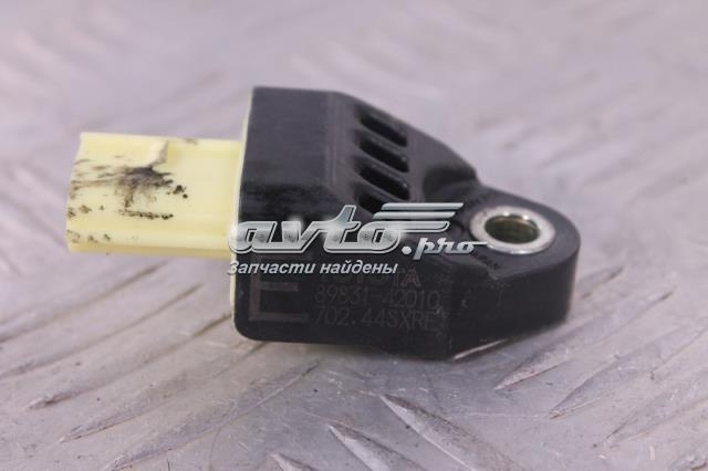 Датчик подушки безпеки 8983142010 TOYOTA