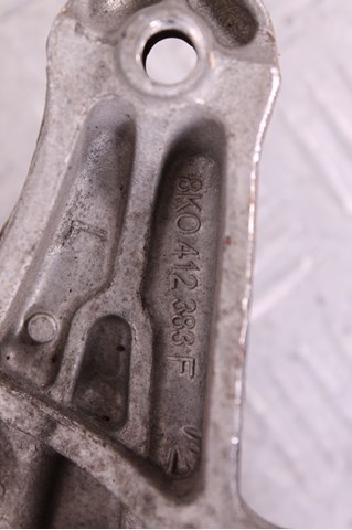 Амортизатори передні 8K0413031CJ VAG