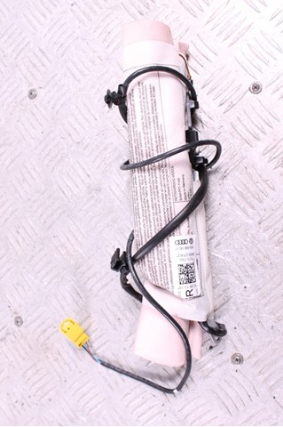 Подушка безпеки AIRBAG спинки сидіння, правого 8K0880242G VAG