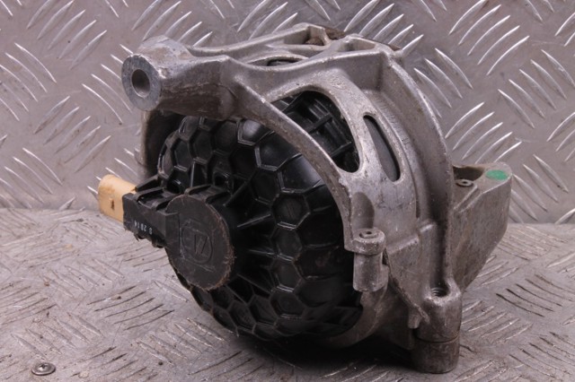 Права подушка двигуна 8W0199372CP VAG