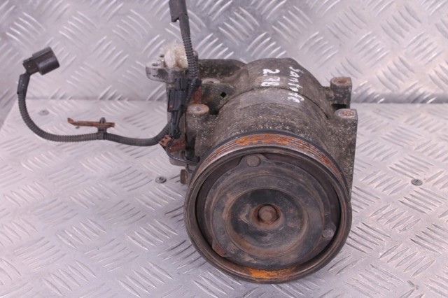 Насос кондиціонера 9770126300 HYUNDAI