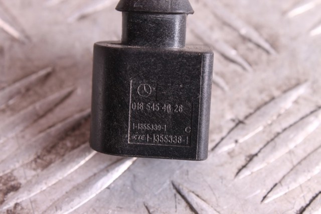 Роз'єм (фішка) генератора A0165454626 MERCEDES