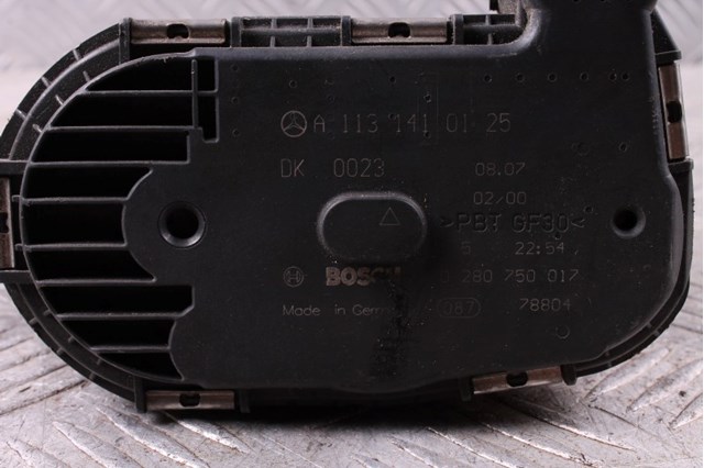 Дросільна заслінка в зборі A1131410125 MERCEDES