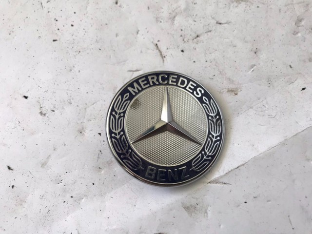 Фірмовий значок капота A1298880116 MERCEDES