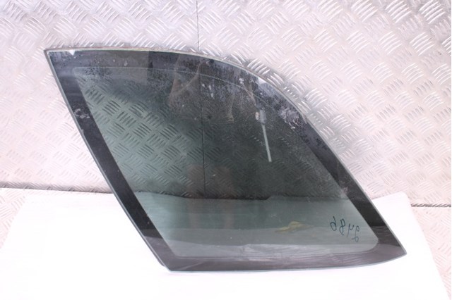 Скло багажника, ліве A1636700112 MERCEDES