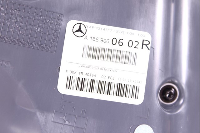 Задні ліхтарі A1669060602 MERCEDES