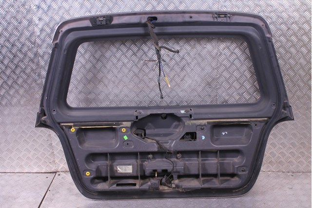 Задня ляда A1687405205 MERCEDES