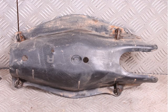 Захист заднього нижнього важеля A2053523000 MERCEDES