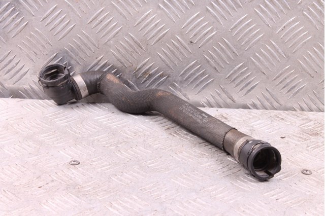 Трубопроводи і шланги системи охолодження A2055014784 MERCEDES