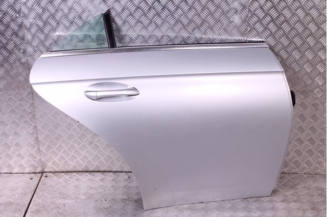 Двері задні в зборі A2197300205 MERCEDES