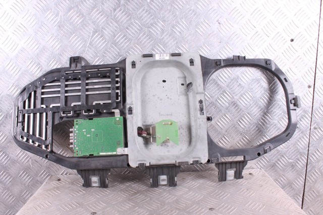Антена автомобильна A2518202175 MERCEDES