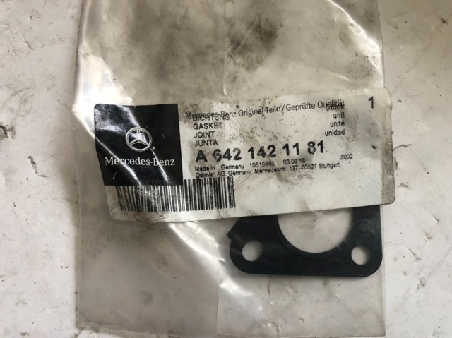Прокладка EGR-клапана рециркуляції A6421421181 MERCEDES