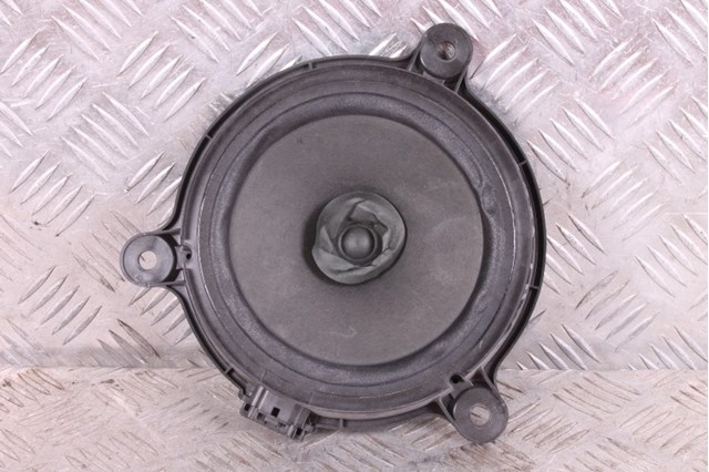 Динамік задньої двері BHP166960 MAZDA