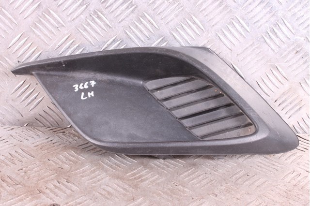 Решітка протитуманних фар ліва BJS750C21 MAZDA