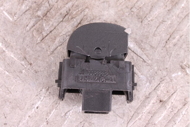 Кнопка склопідіймача ліва ford fiesta (12-17), в хорошому стані. BM5T14529AA