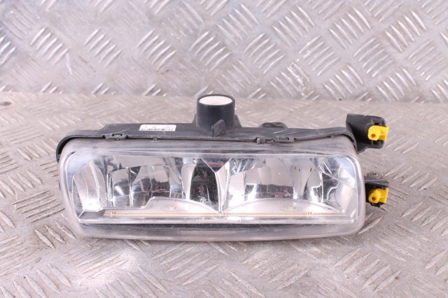 Протитуманка права CK5215200AB LAND ROVER