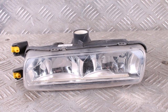 Протитуманка ліва Land Rover Range Rover IV