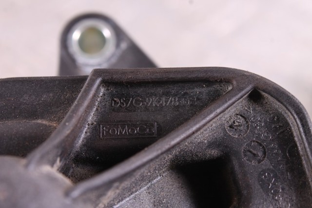 Термостат в зборі DS7G9K478DB FORD