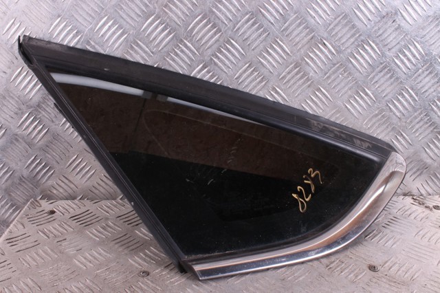 Кватирка дверей трикутник, задньої, лівої DS7Z5429711A FORD