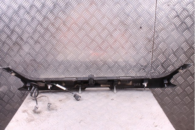 Накладка кришки багажника DS7Z5443400BA FORD