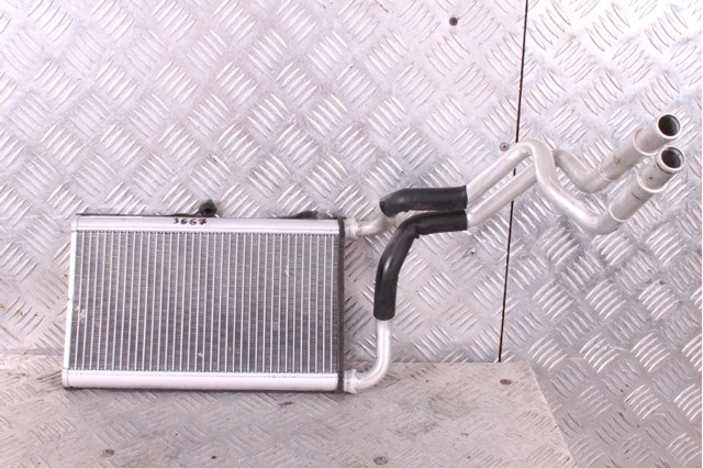 Радиатор печки GHP961A10