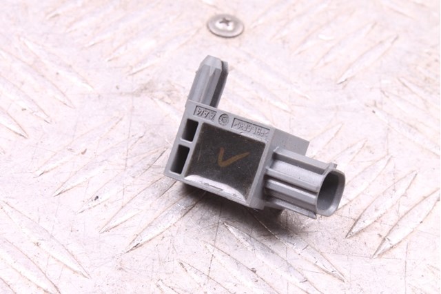 Датчик подушки безпеки KD4557K1X MAZDA