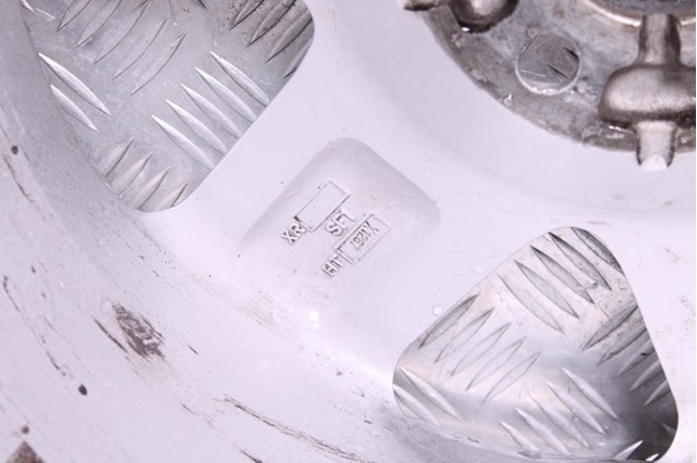 Диски колісні литі (легкосплавні, титанові) LR006681 LAND ROVER