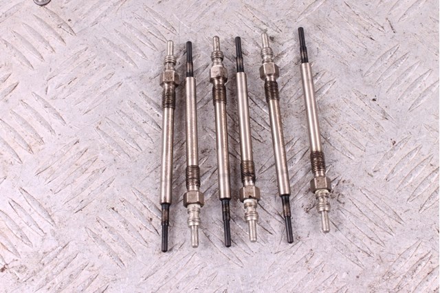 Свічки розжарювання LR013275 LAND ROVER