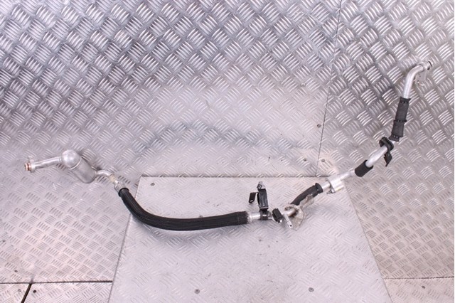Трубопроводи LR013875 LAND ROVER