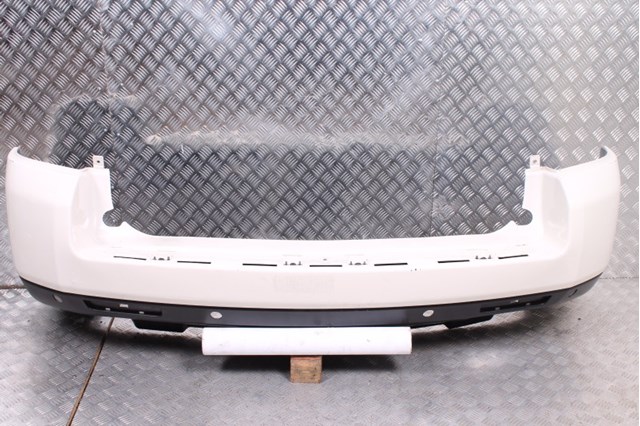 Буфер (бампер) задній LR025844 LAND ROVER