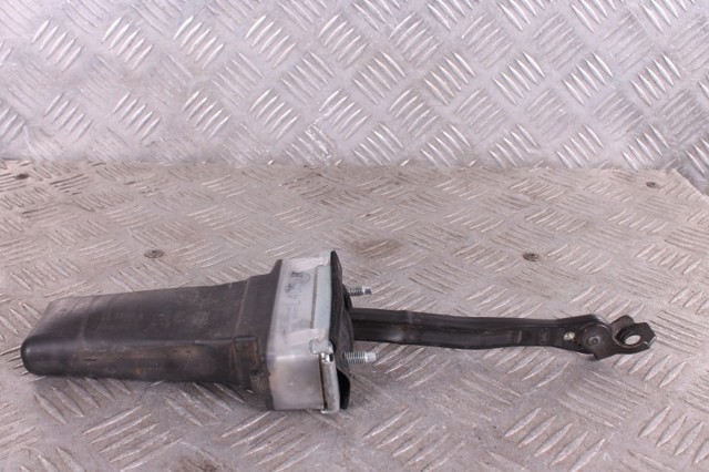 Обмежувач відкриття дверей, задній LR045541 LAND ROVER