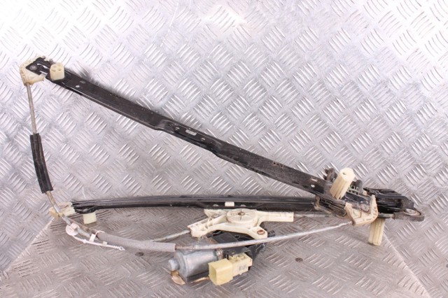 Склопідйомник передньої правої двері LR057336 LAND ROVER