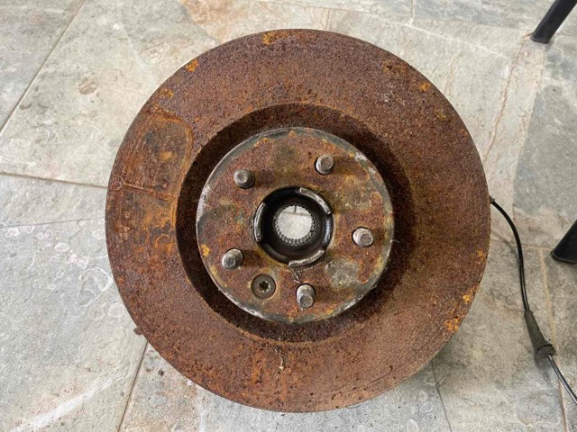 Диск гальмівний передній LR059122 LAND ROVER