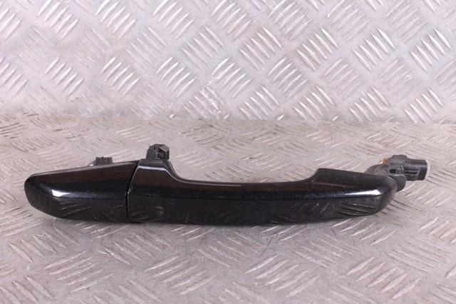 Ручка передньої двері зовнішня LR061200 LAND ROVER