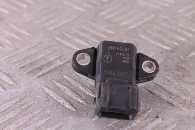 Датчик тиску повітря MN153281 MITSUBISHI