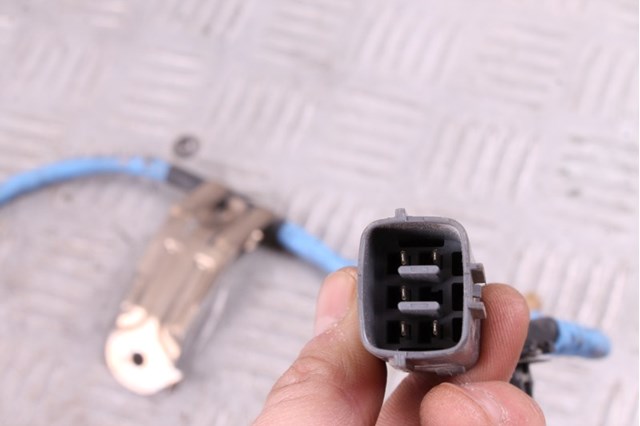 Лямбда зонд збідненої суміші PE01188G1 MAZDA