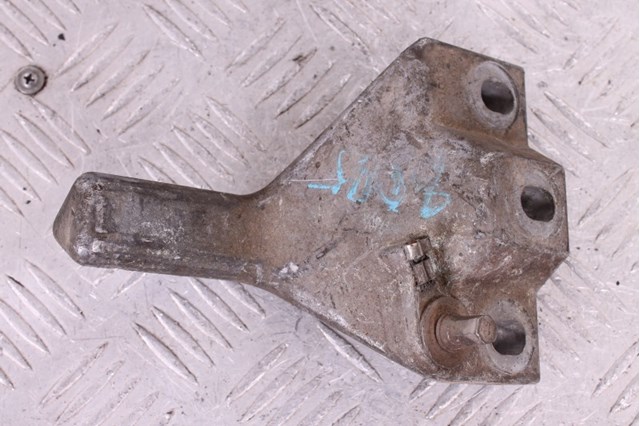 Кріплення насоса ГПК QVU500340 LAND ROVER