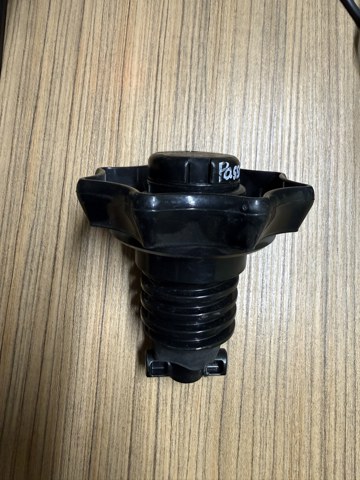 Болт 1K0803899D VAG